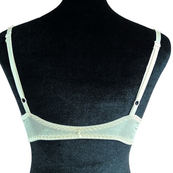 Ladies Sexy Front Closure Underwire Bra Beige - Picture 3 of 14